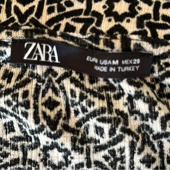89. Zara long  sleeve top with collar and three buttons - Picture 8 of 8